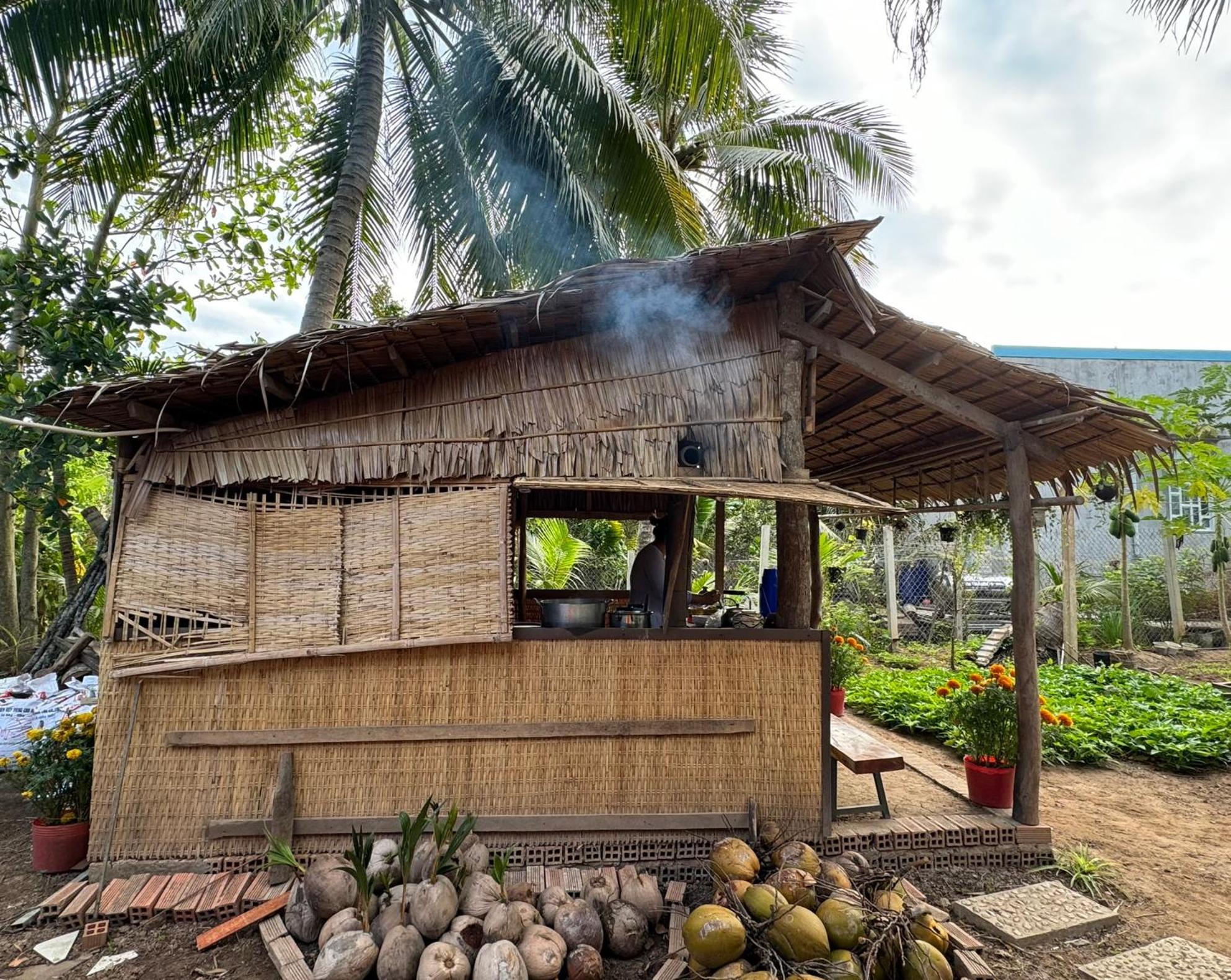 Nai Homestay Ben Tre Buitenkant foto